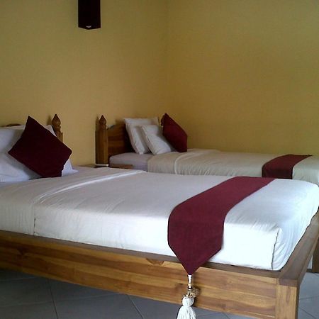 Mutiara Bali Hotel Candi Dasa  Exterior photo