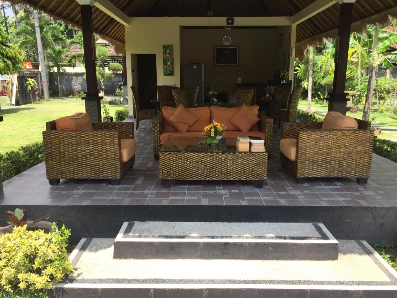 Mutiara Bali Hotel Candi Dasa  Exterior photo