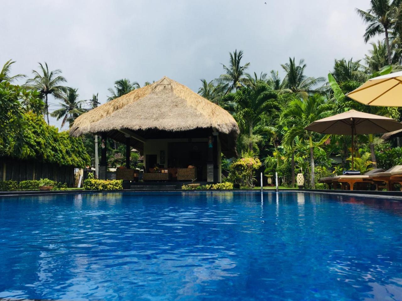 Mutiara Bali Hotel Candi Dasa  Exterior photo