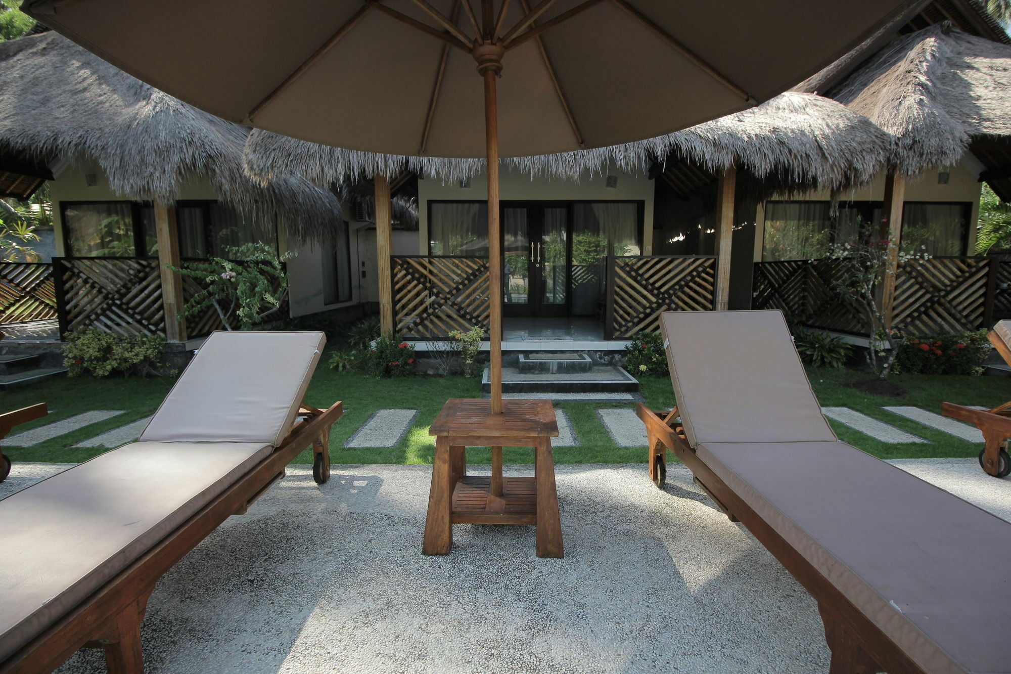 Mutiara Bali Hotel Candi Dasa  Exterior photo