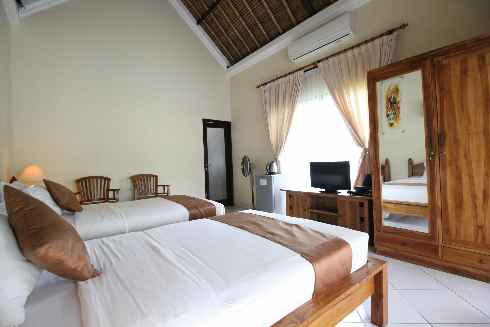 Mutiara Bali Hotel Candi Dasa  Exterior photo