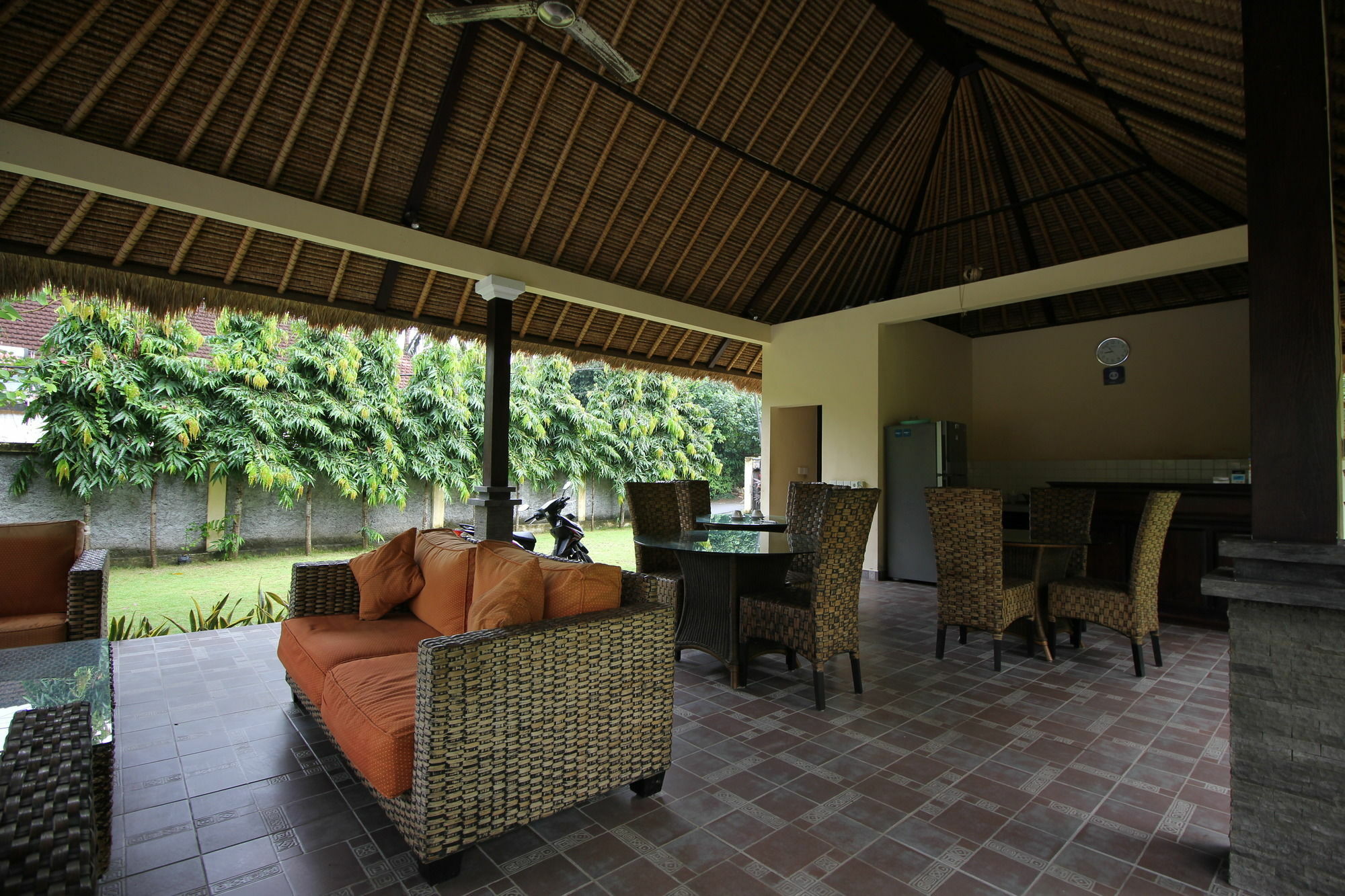 Mutiara Bali Hotel Candi Dasa  Exterior photo